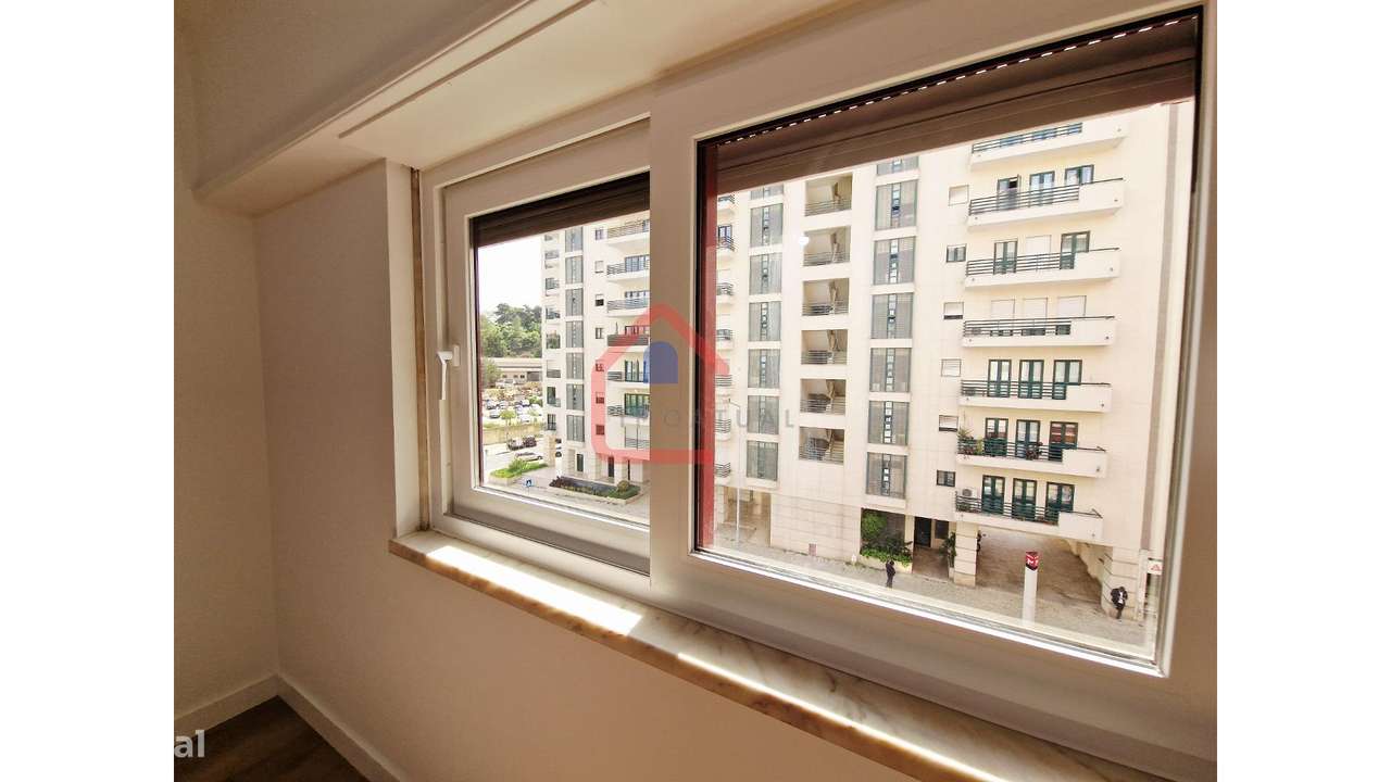 Apartamento T3 em Benfica-19