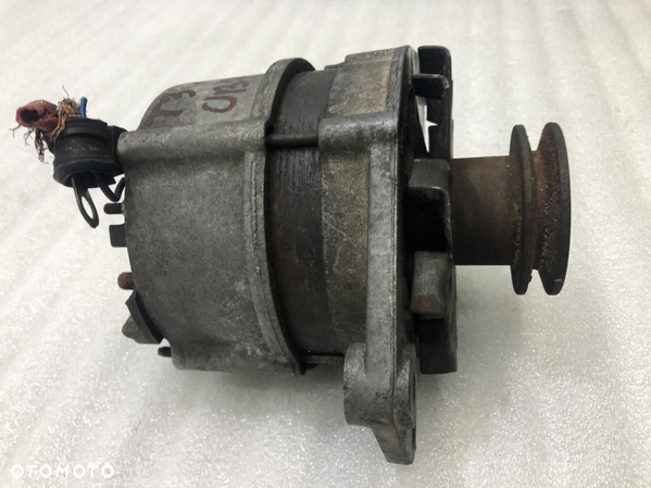 ALTERNATOR VOLKSWAGEN TRANSPORTER T3 1.6 - 3