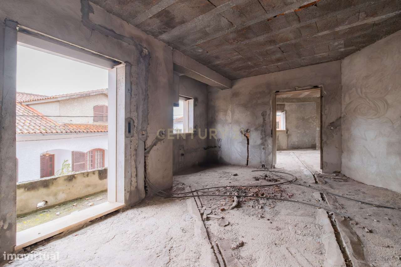 Prédio em fase de construção no centro de Mira d'Aire-8