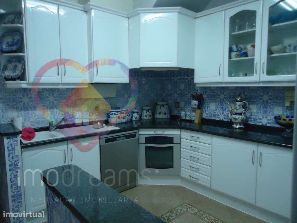 Moradia T5 com piscina + apartamento T1 em Esgueira, Aveiro-22