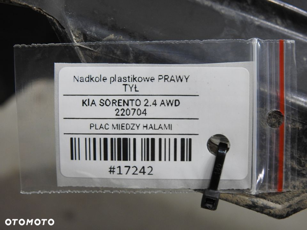 NADKOLE PRAWY TYŁ KIA SORENTO I 86822-3E010 - 9