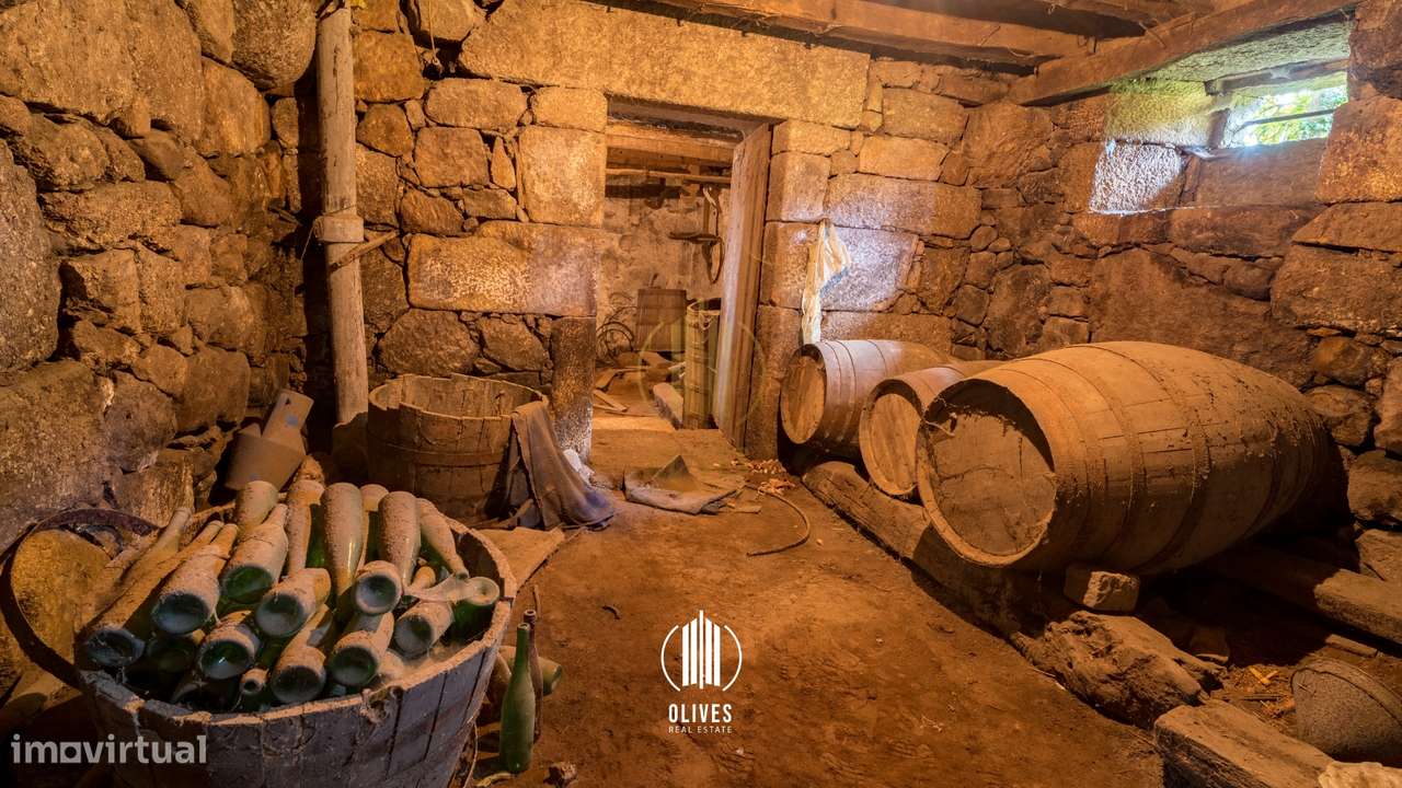 Moradia para Restaurar T4 Venda em Mogege,Vila Nova de Famalicão-32