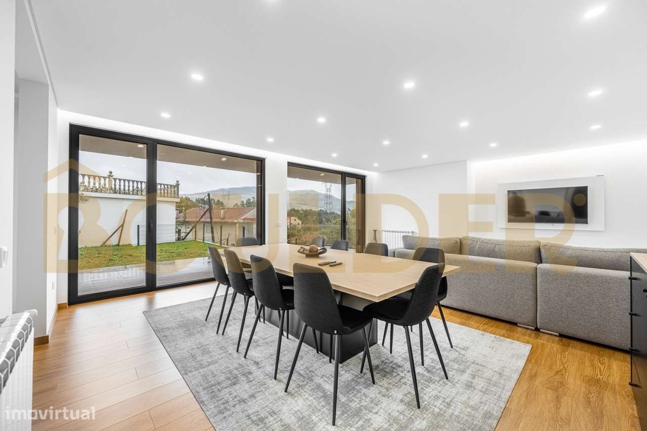 Moradia T4 de Arquitetura Moderna-4