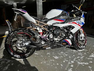 BMW S 1000 RR