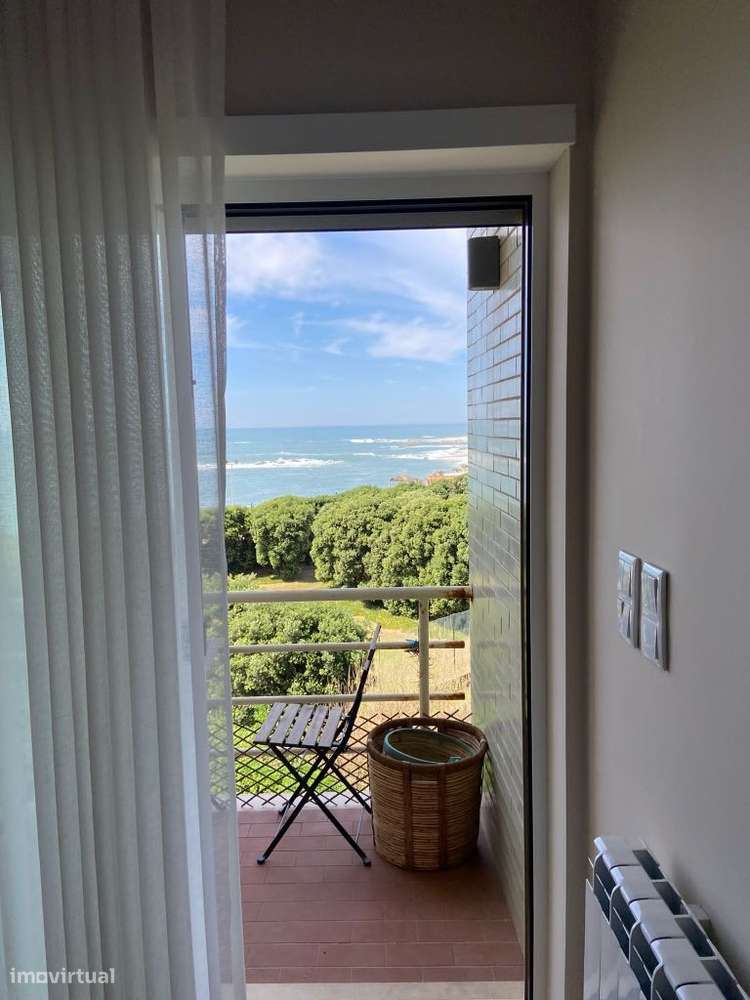 T2 alterado para t3 renovado, em frente ao mar - Grande imagem: 5/22