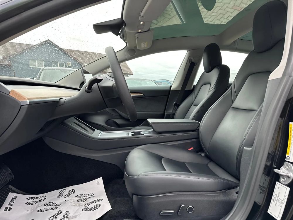 Tesla Model 3 Langstreckenbatterie Allradantrieb Dual Motor - 6