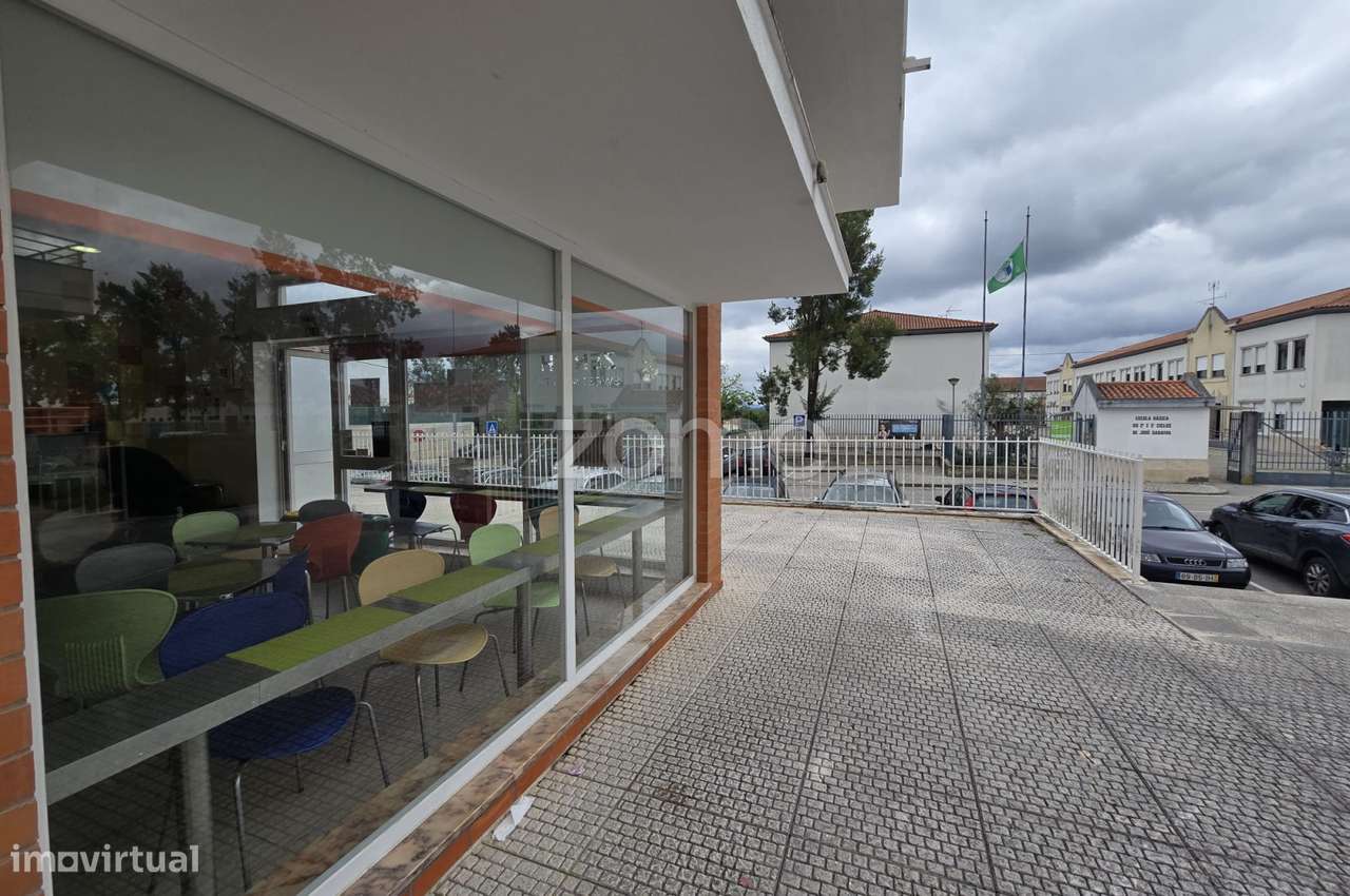 Loja || Comércio ||Restauração || Malaposta, Leiria - Grande imagem: 2/17