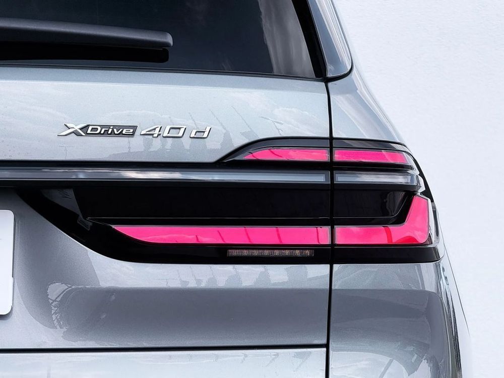 BMW X7 Xdrive40D MHEV M Sport Sport 2026 — zdjęcie 6
