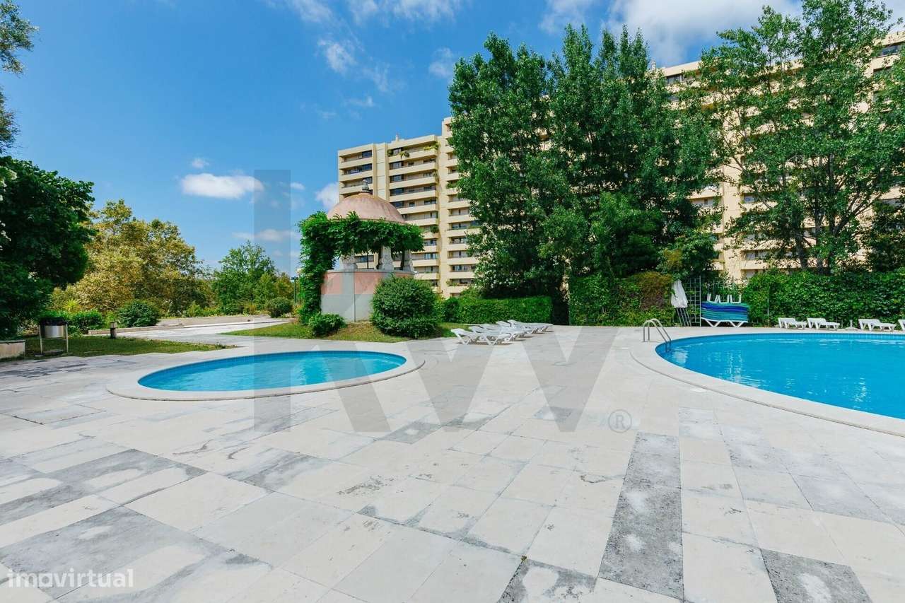 Apartamento de Prestígio em Condomínio Privado – Avenidas Novas, Lisbo - Grande imagem: 3/47