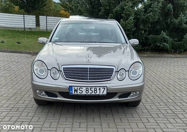 Mercedes-Benz Klasa E 200 Kompressor Classic - 1