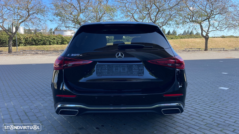 Mercedes-Benz C 300 e AMG Line - 11