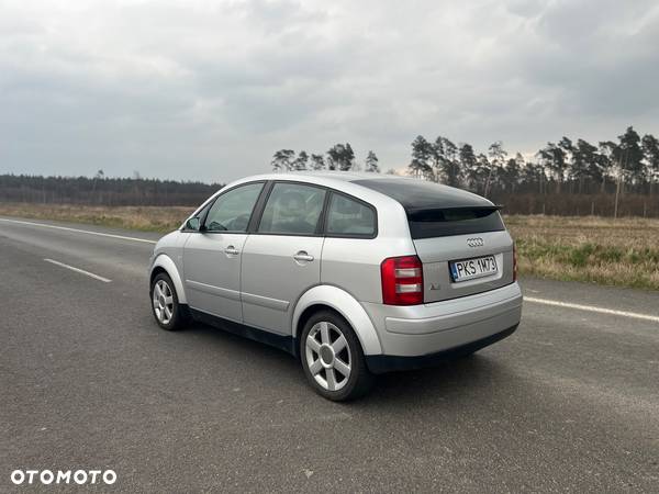 Audi A2 1.4 - 5