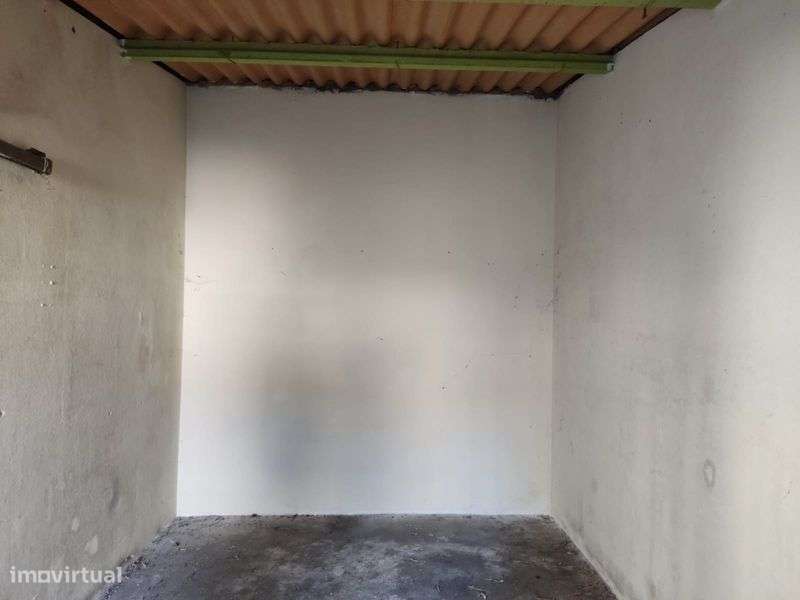 Garagem fechada Santa Marinha Gaia - Grande imagem: 5/5