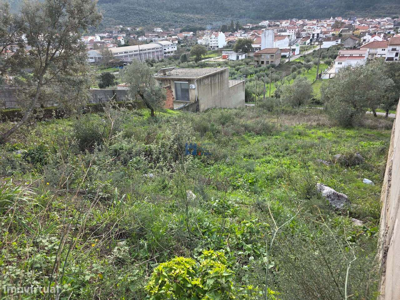 Lotes de terreno em Minde-21