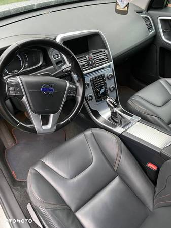 Volvo XC 60 - 11