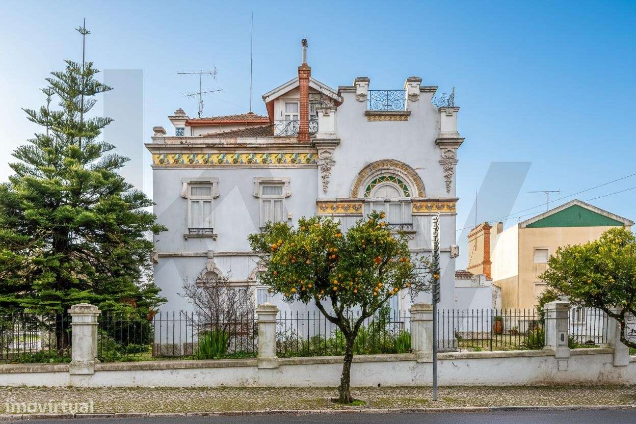 Palacete Histórico para Reabilitação em Estremoz - Grande imagem: 4/40
