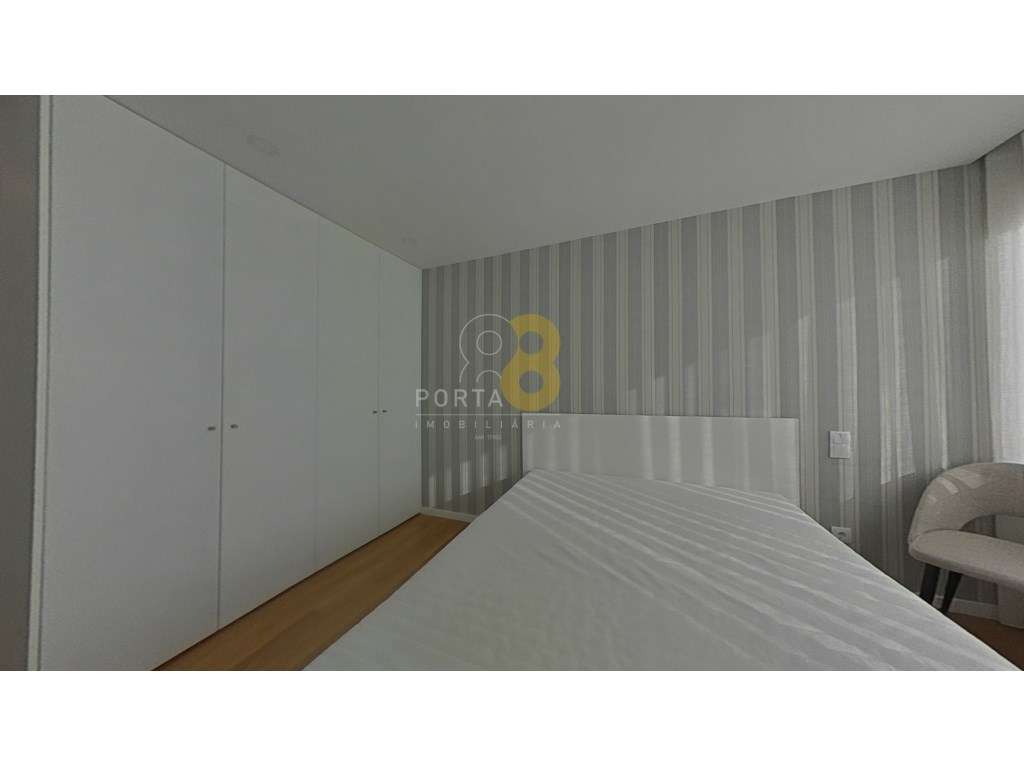 Apartamento T4 Mobilado Virado ao parque da cidade - Matosinhos Sul-24