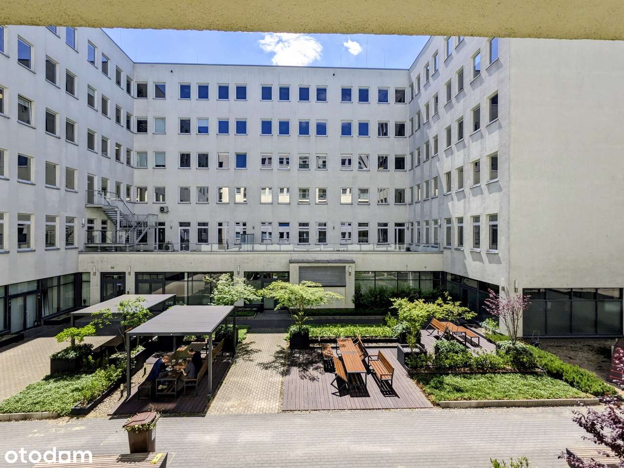 Duży lokal, winda, Centrum, na Kancelarię Kosmetykę Fizjoterapię Itp.