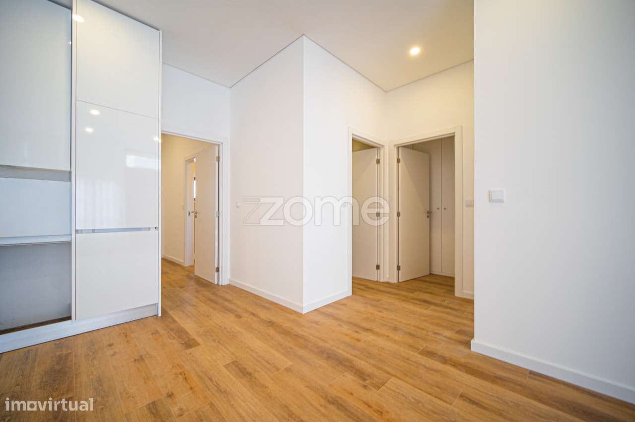 Apartamento T2 Novo junto a futura estação do metro de Lagoa, Gondo... - Grande imagem: 2/28