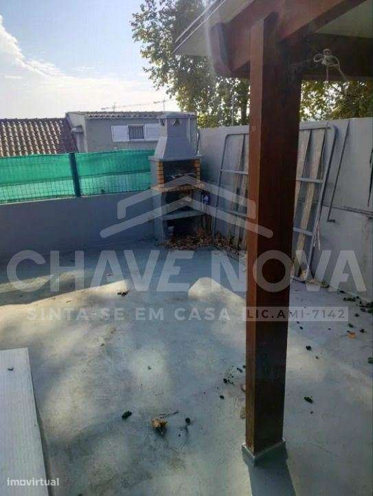Moradia T2 geminada em Ramalde-4