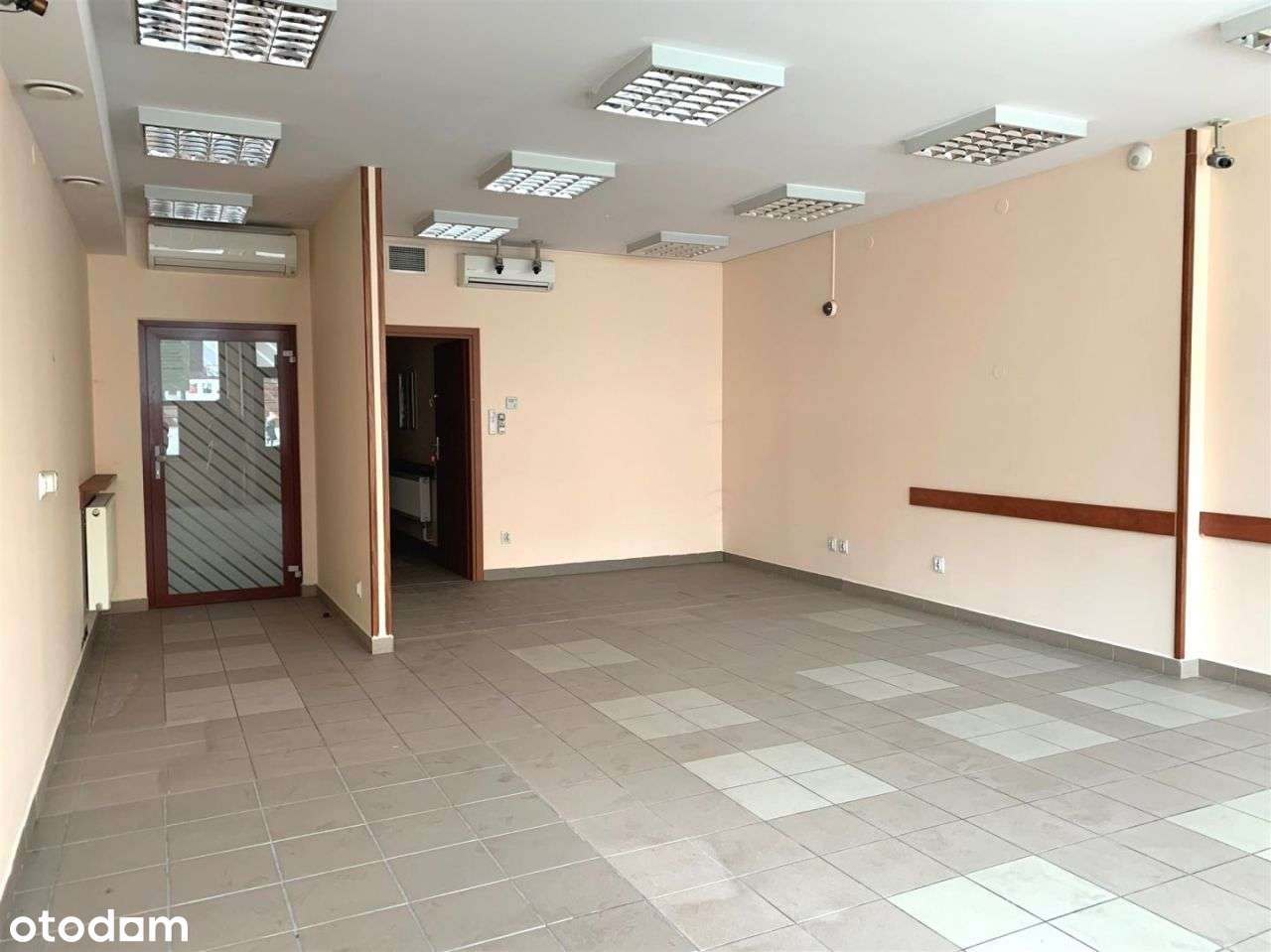 Lokal na sprzedaż / wynajem (5 pomieszczeń) - Pełny obrazek: 3/19