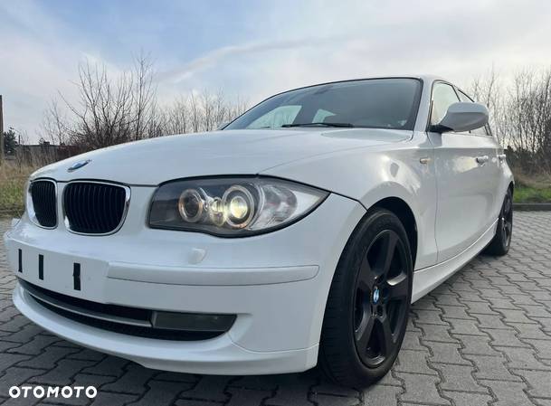 BMW Seria 1 123d DPF Edition Sport - 1