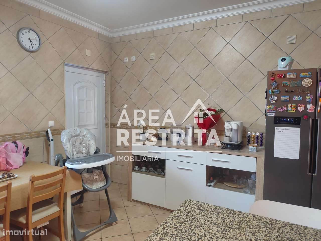 Moradia T3+1 na Quinta do Conde I-5