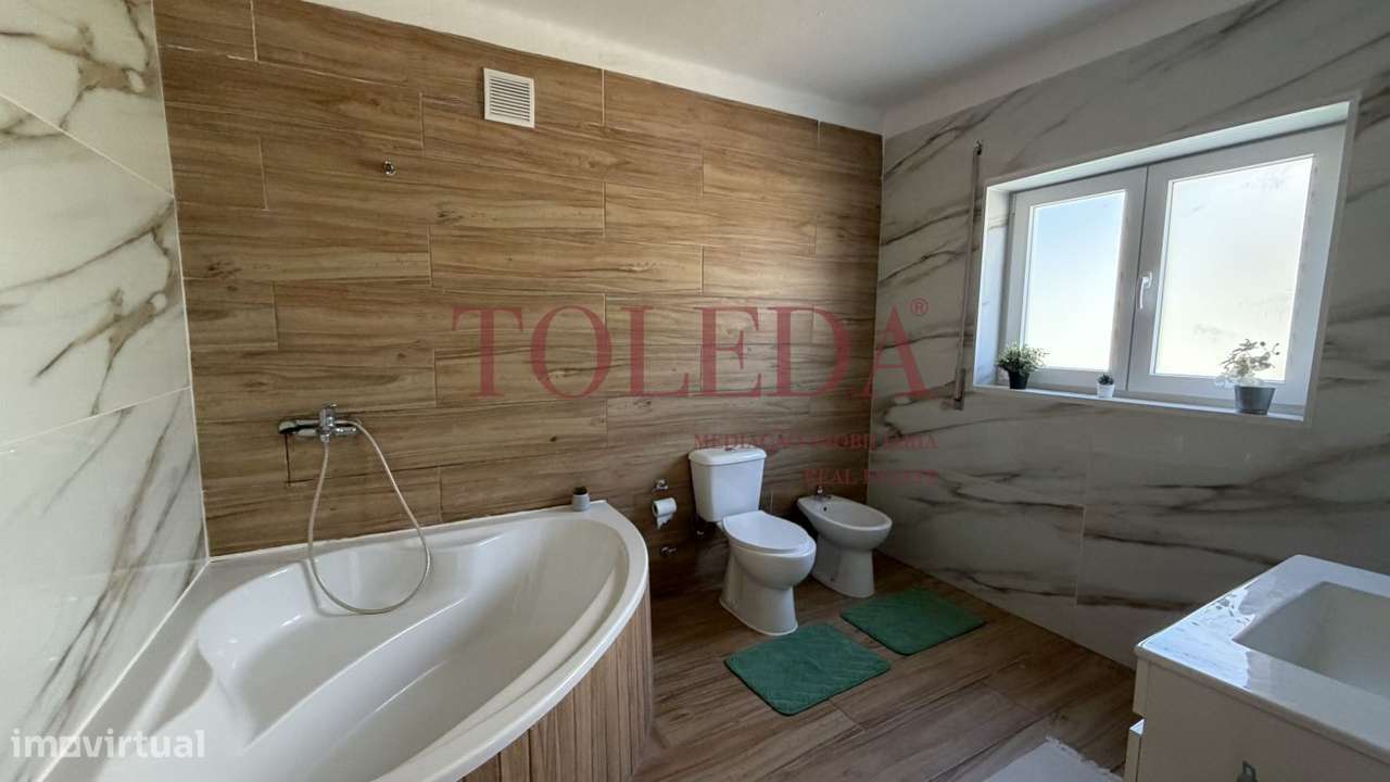 Quintinha em Tomar com 2 casas-22