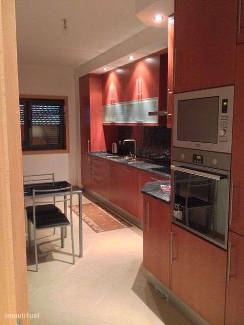 Apartamento T2 em Condomínio Privado na Amorosa. - Grande imagem: 4/9