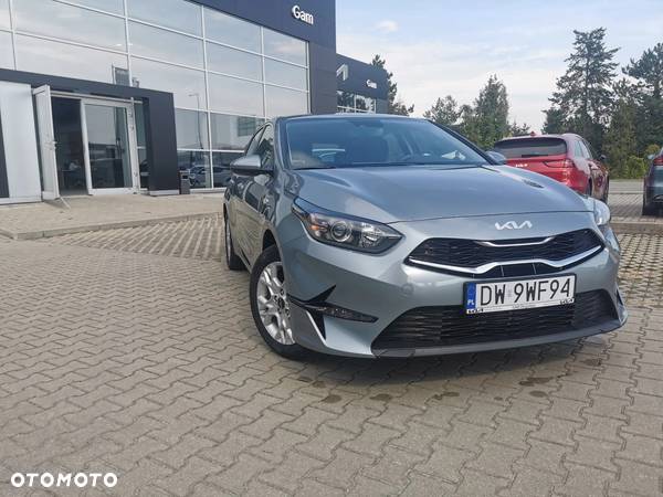 Kia Ceed 1.5 T-GDI M - 6