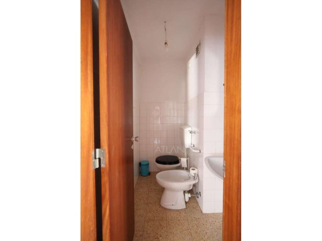 Apartamento T3 Santo António dos Cavaleiros-14