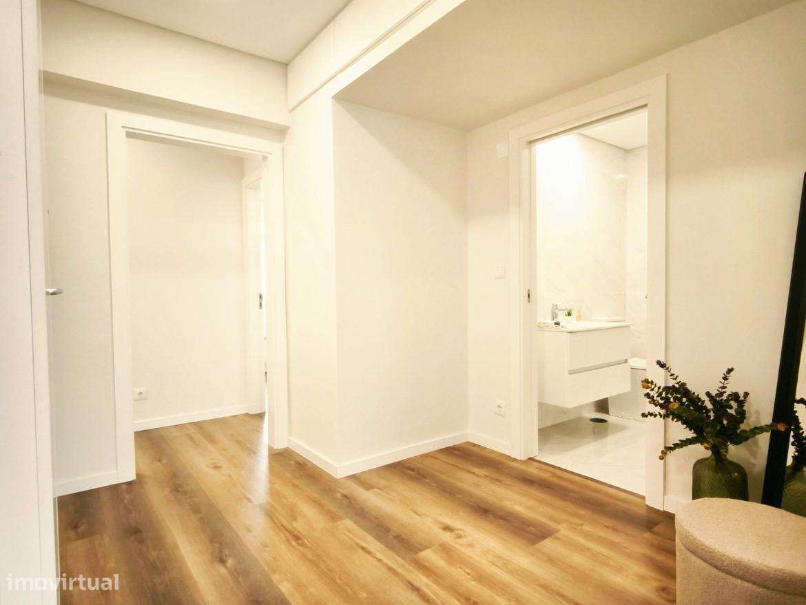 T3 ultimo andar remodelado em Benfica-12