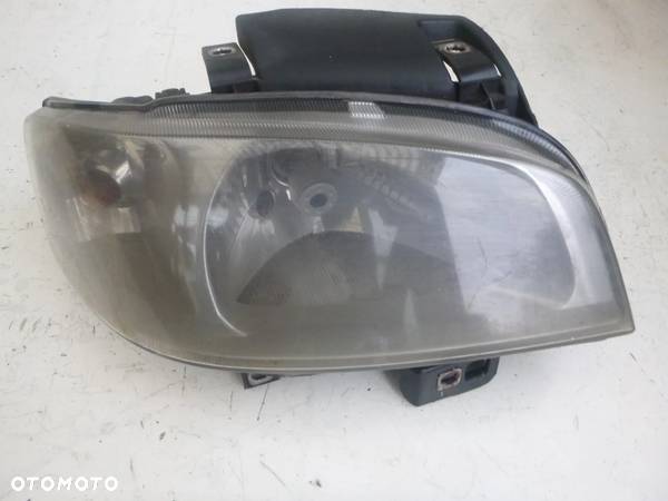 Seat Cordoba lampa prawy przód 6K1941032A - 1