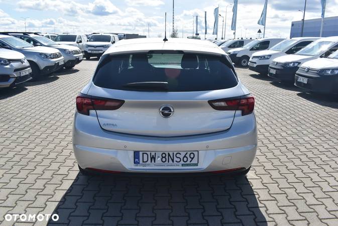 Opel Astra V 1.5 CDTI Edition S&S - 8