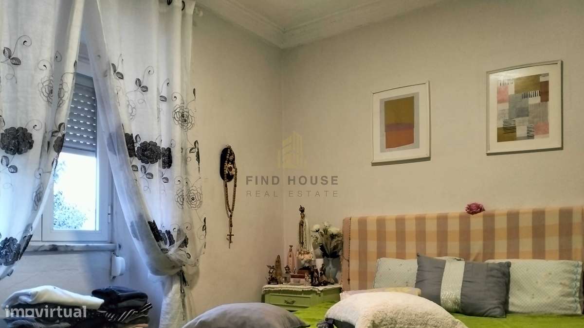 Vende-se Moradia T7 com 2 pisos e logradouro no Cadaval-22