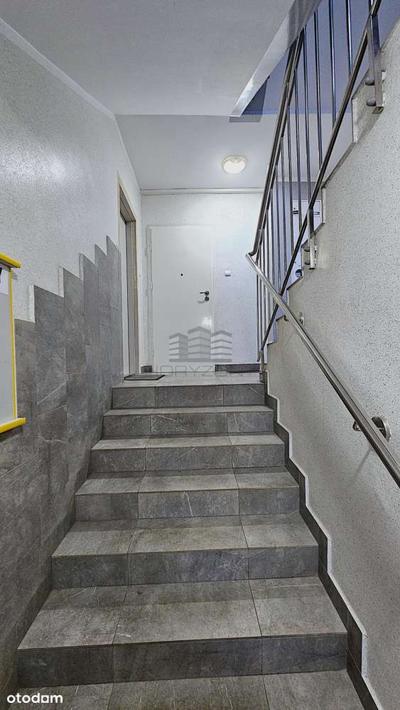 Czteropokojowe, zadbane mieszkanie na IIIp bloku-17