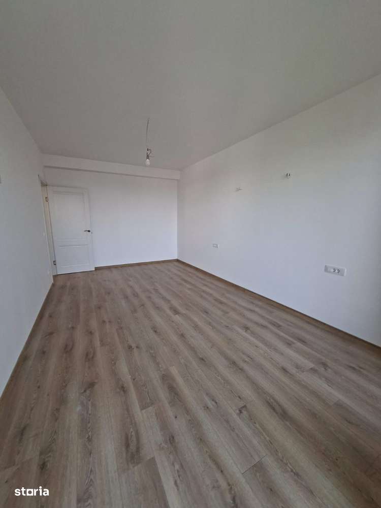 Casa/Apartament insiruit, 150 mp, beci, loc de parcare, 3 camere, 2bai-6