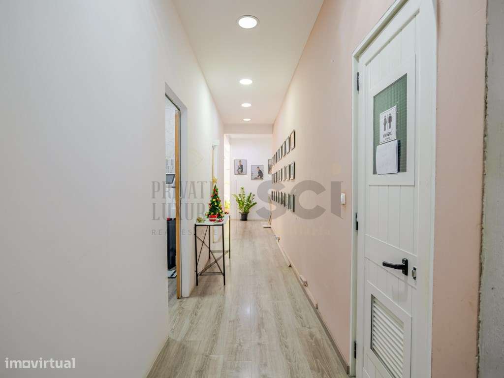 Loja na Cruz de Pau | Espaço Comercial de 180m² - Grande imagem: 4/20