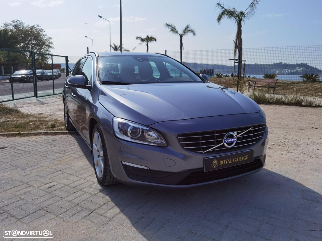 Volvo V60 2.0 D4 Momentum - 7