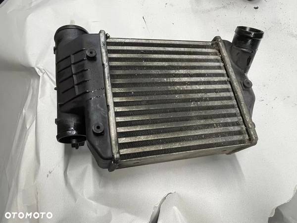 AUDI A6 C6 3,0 TDI INTERCOOLER LEWY I PRAWY - 6