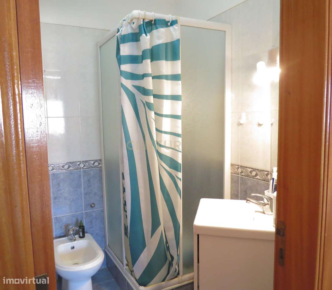 Apartamento T3 na Urbanização Cabeço da Fonte em Mem Martins-13