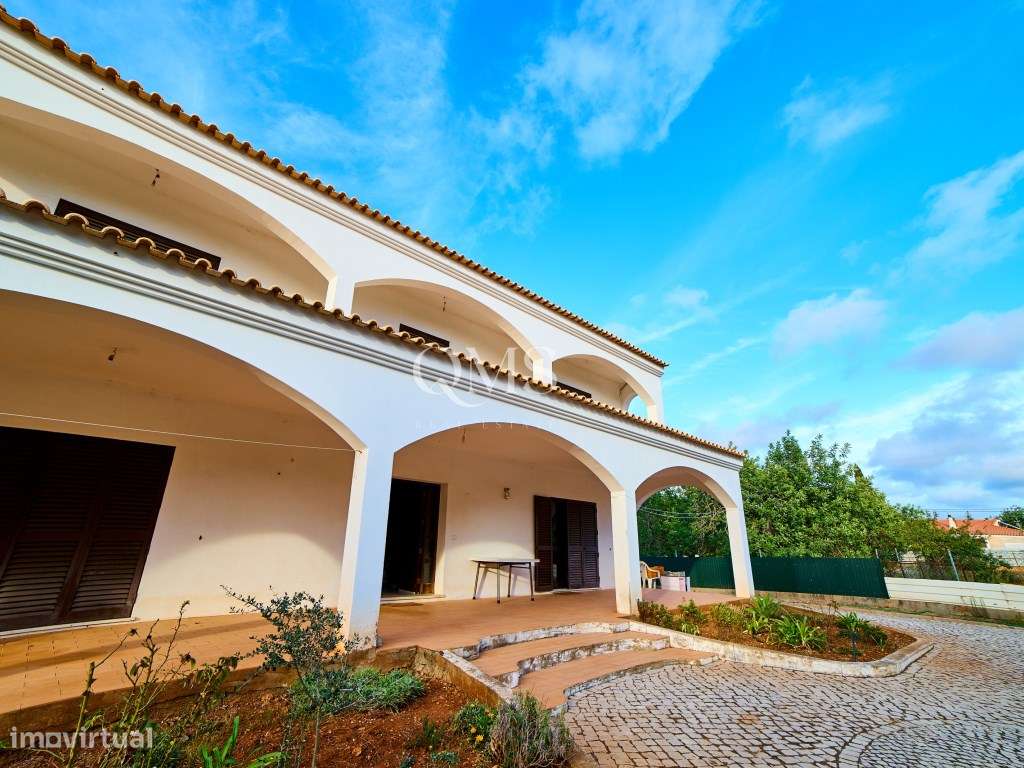 Um retiro intemporal no Algarve onde a elegância encontra a serenidade-28