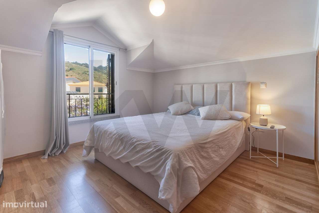 Vista Mar Soberba: Apartamento T2 no Último Andar – Caniço, Madeira-8
