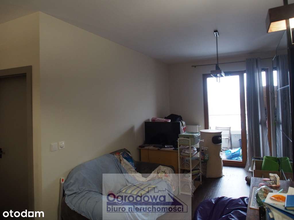 Nowe mieszkanie przy metrze.-5