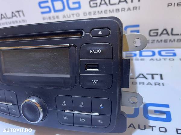 Radio CD Player cu AUX Auxiliar si USB Dacia Logan 2 2012 - 2017 Cod 281155216R 281155216 - 2