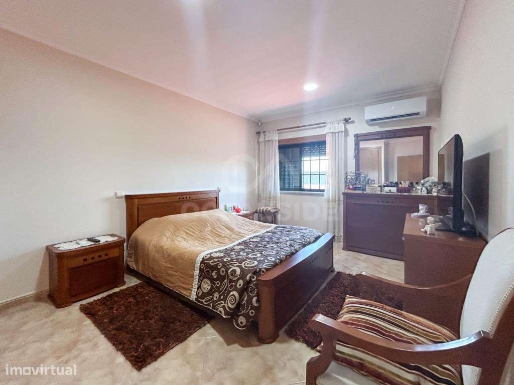 Moradia T4 independente em Castelo Branco-52