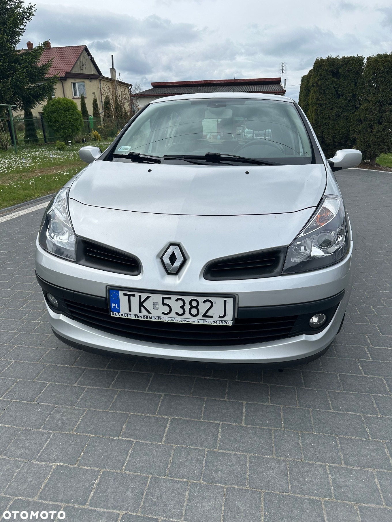 Renault Clio - 2