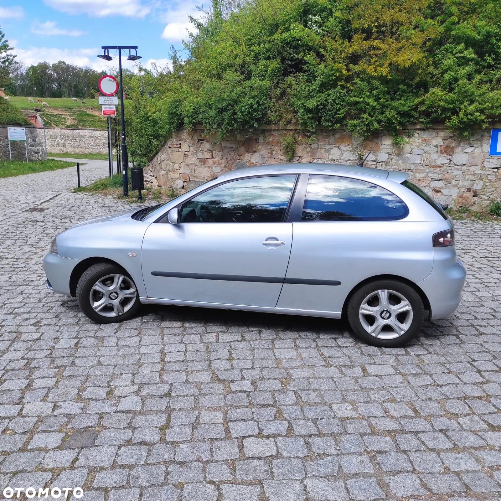 Seat Ibiza SC 1.4 16V Style - 4