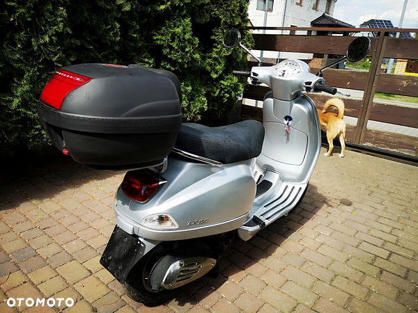 Piaggio Vespa - 3