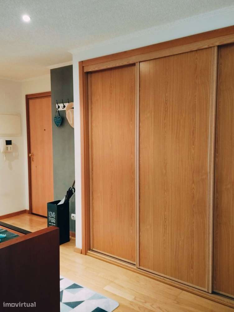 Apartamento T3 com Garagem Box para 2 carros e Arrecadação - Grande imagem: 5/44